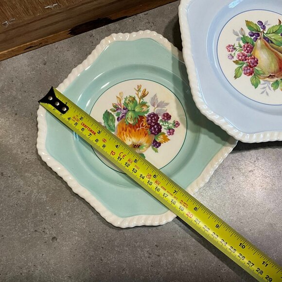 3 Vintage Johnson Bros Old English Plates With Fruit Pattern, Square Salad Plate - Picture 5 of 5